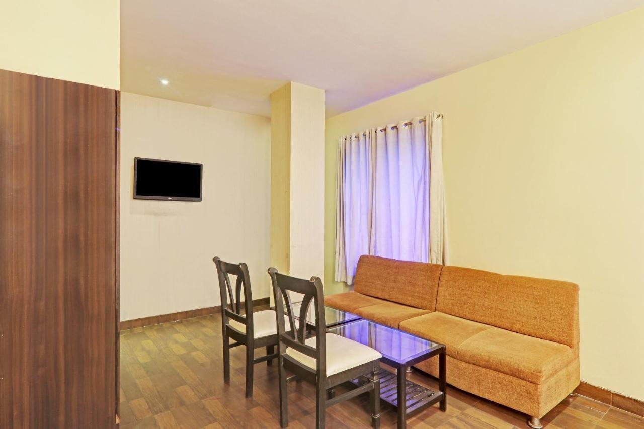 Townhouse Oak Hotel Shelter Λάκναου Εξωτερικό φωτογραφία