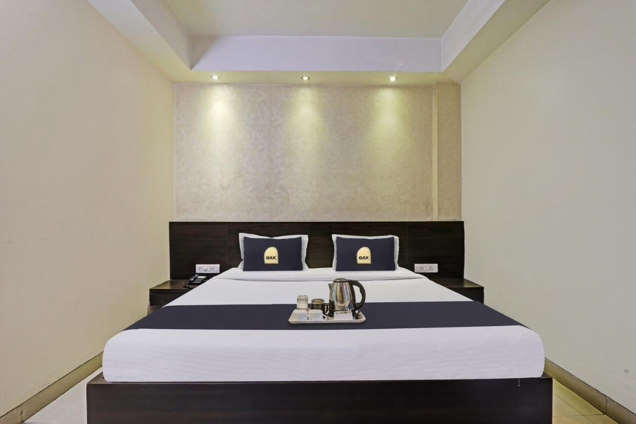 Townhouse Oak Hotel Shelter Λάκναου Εξωτερικό φωτογραφία