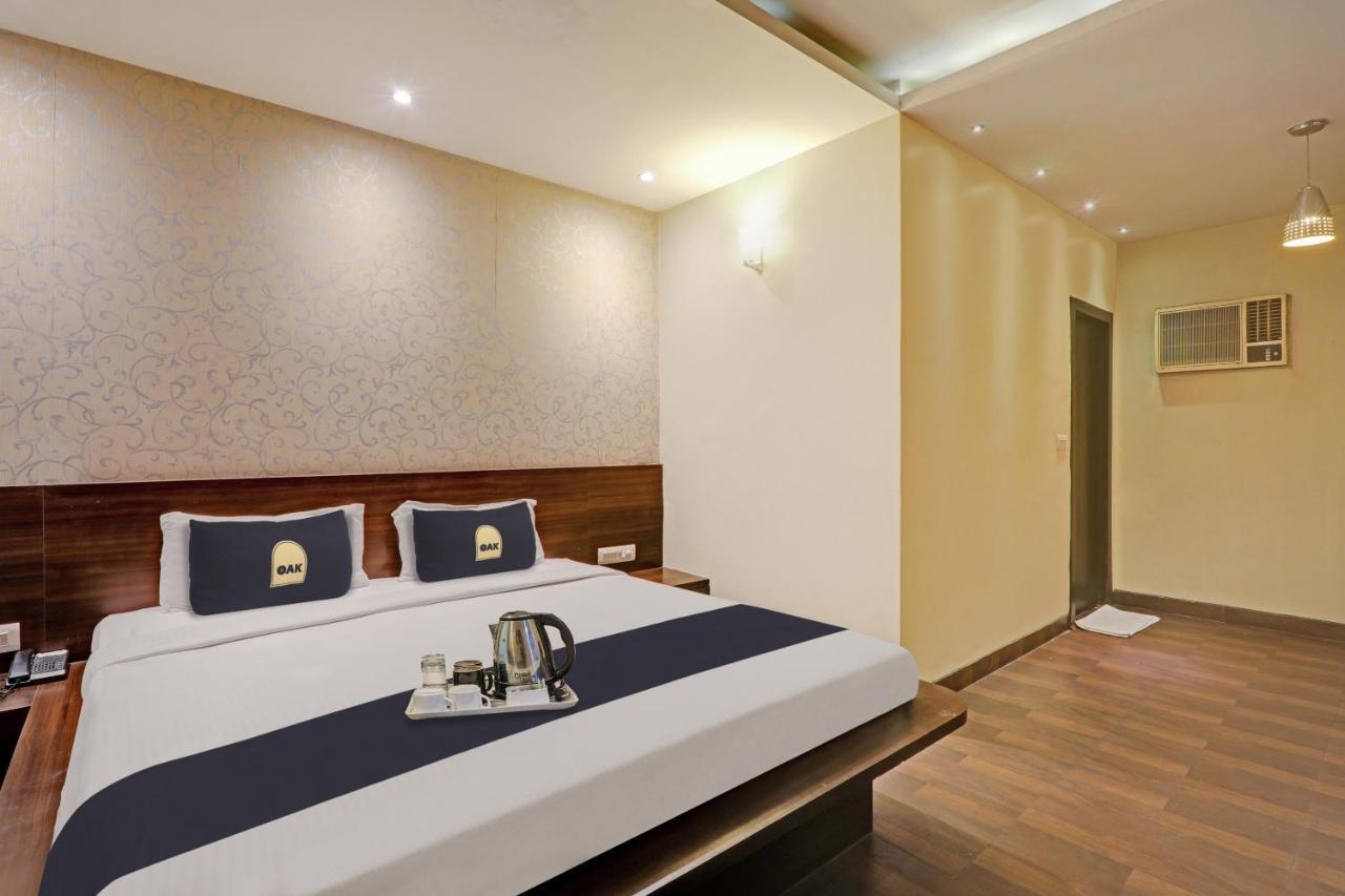 Townhouse Oak Hotel Shelter Λάκναου Εξωτερικό φωτογραφία