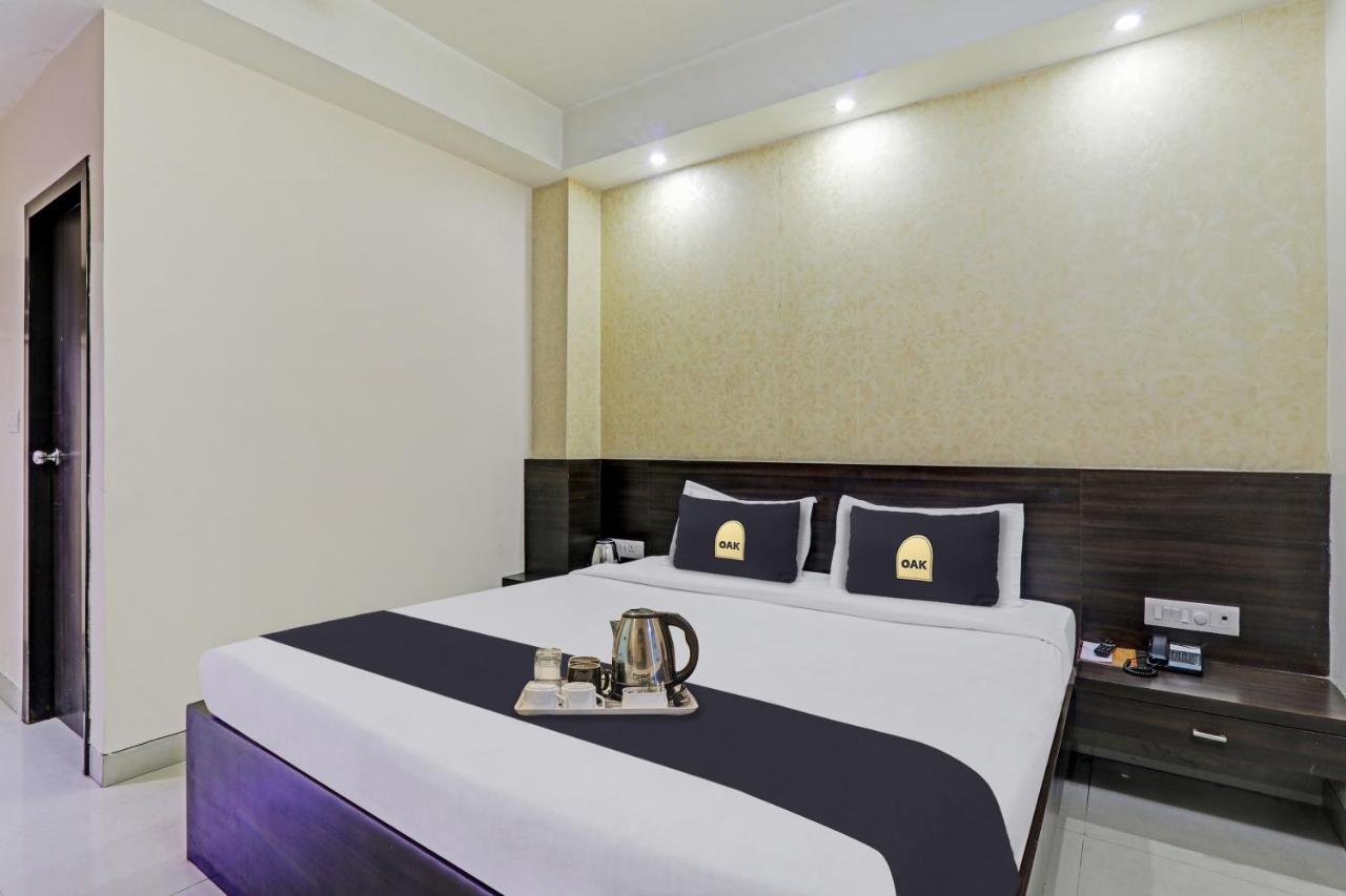 Townhouse Oak Hotel Shelter Λάκναου Εξωτερικό φωτογραφία